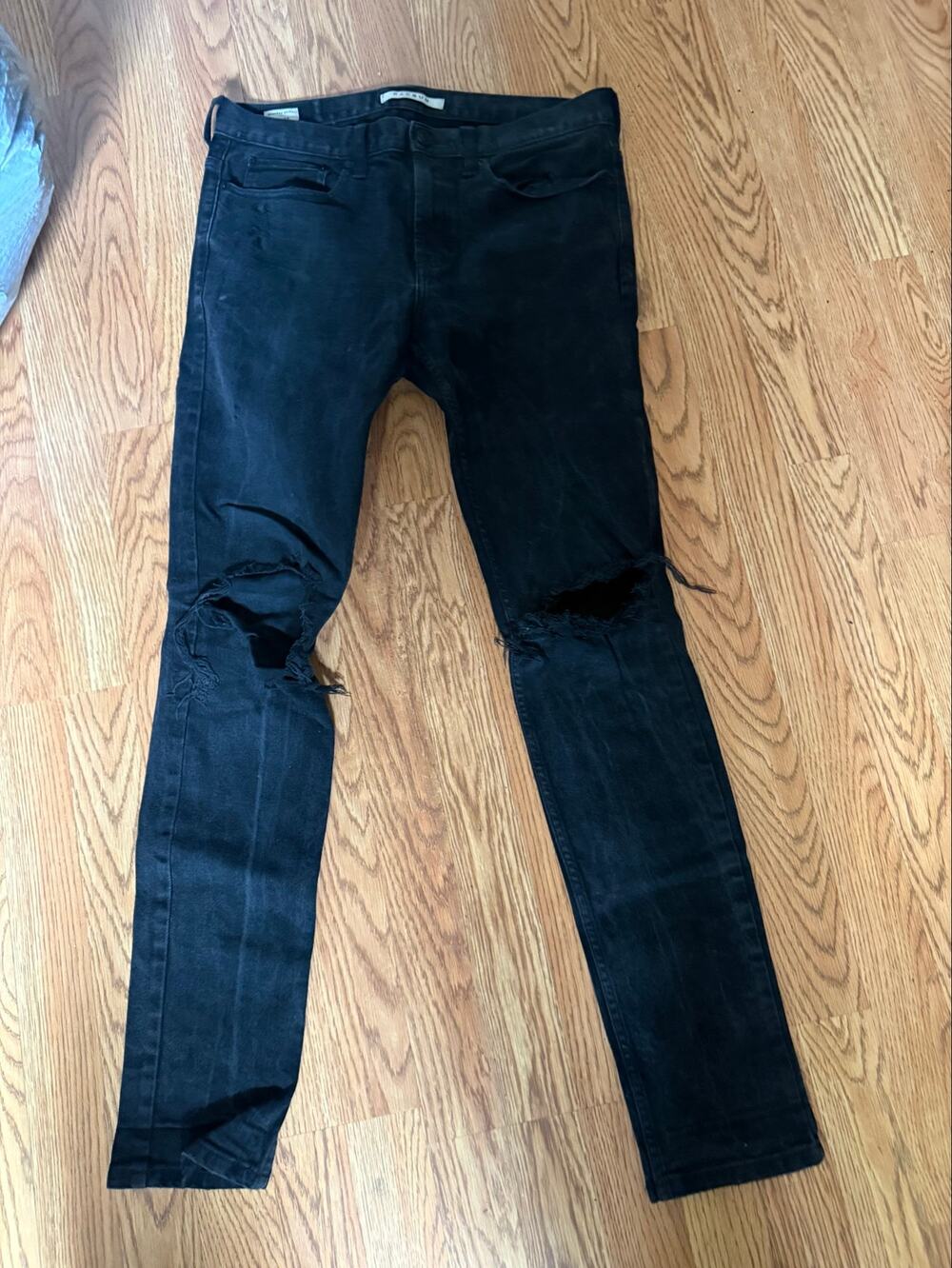 PacSun Black Ripped Jeans